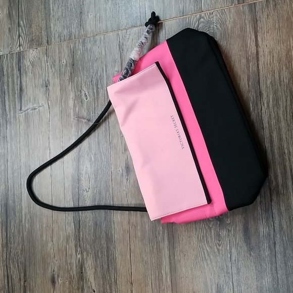 Victoria's Secret Handbags - New-Victoria's Secret Neoprene Cooler Bag